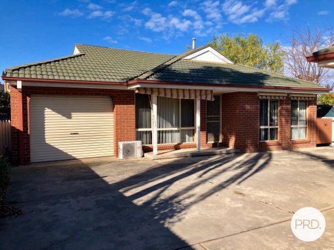 2/432 Bevan Street, LAVINGTON NSW 2641