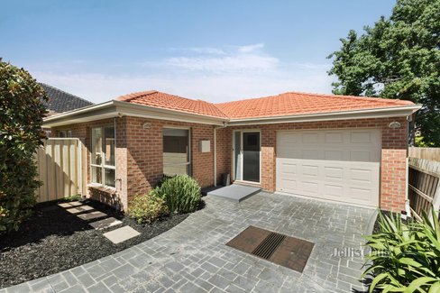 2 44 Bizley Street Mount Waverley 3149