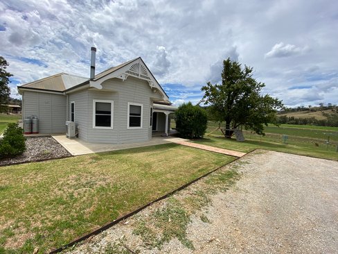 245 Back Woolomin Road, DUNGOWAN NSW 2340