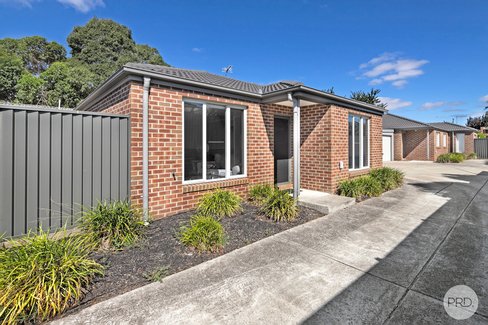 2/46 Bridge Street, SEBASTOPOL VIC 3356