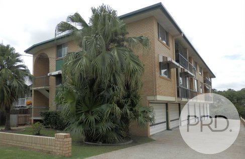 2/46 Henchman Street, NUNDAH QLD 4012