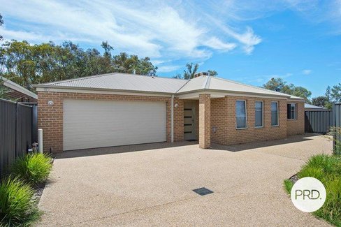 2/46 Hotham Circuit, THURGOONA NSW 2640