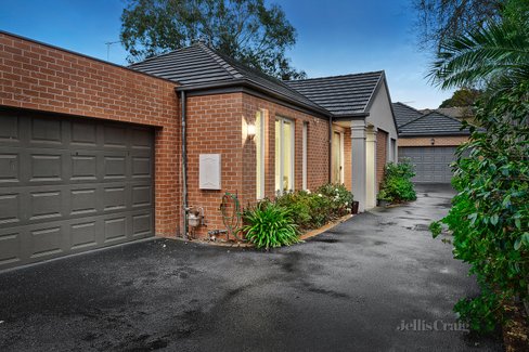 2/47 Cornell Street Camberwell 3124