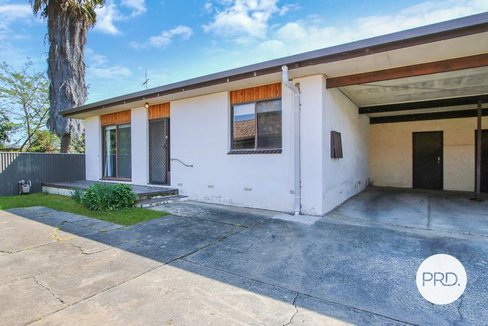 2/475 Ainslie Avenue, LAVINGTON NSW 2641