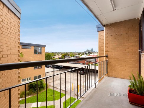 24 97-99 Epsom Road Ascot Vale 3032