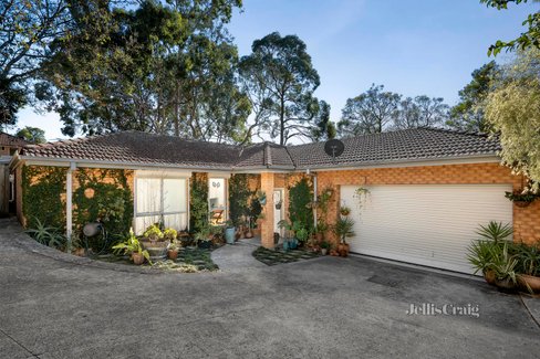 24a Felix Grove Mooroolbark 3138