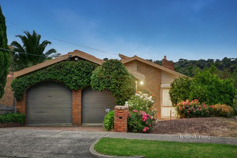 25 Baird Street Greensborough 3088