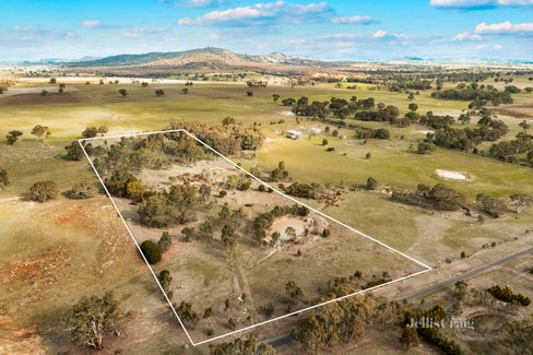 25 Beckworth Court Road Clunes 3370