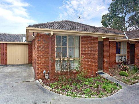 2 5 Bedford Road Ringwood 3134