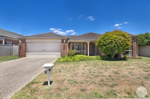 25 Belltower Avenue, ALFREDTON VIC 3350