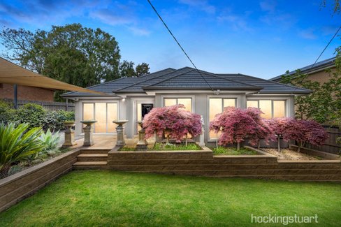 25 Bentley Street Surrey Hills 3127