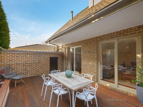 2/5 Blair Street Bentleigh 3204