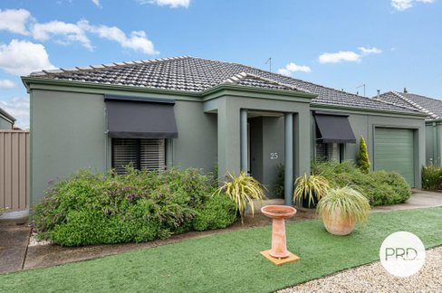 25 Brighton Court, WENDOUREE VIC 3355
