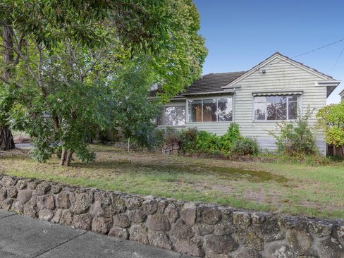 25 Cairo Road Mont Albert North 3129