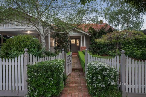 25 Charles Street Glen Iris 3146