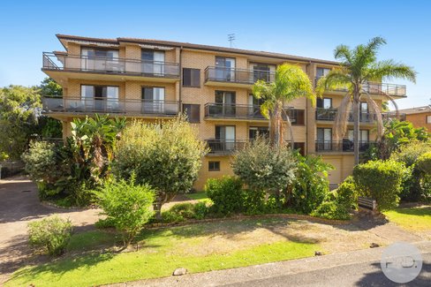 2/5 Columbia Close, NELSON BAY NSW 2315