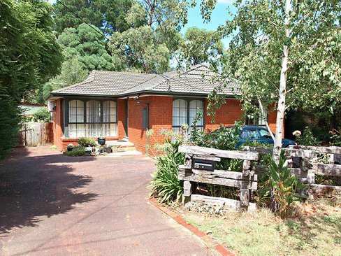 25 Danielle Crescent Heathmont 3135