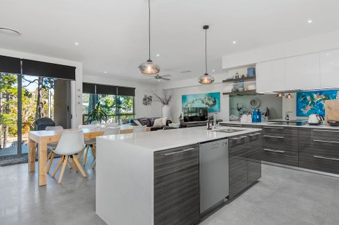 2/5 Egerton Street, SOUTHPORT QLD 4215