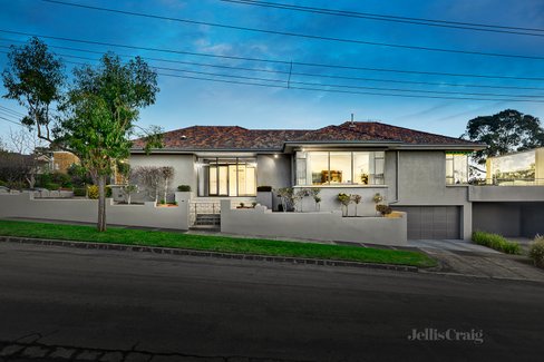 25 Elm Grove Kew East 3102