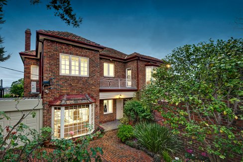 25 Goldthorns Avenue Kew 3101