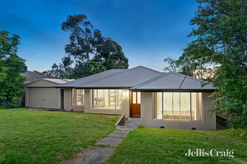 25 Hedwig Drive Mooroolbark 3138