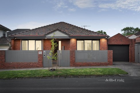 2 5 Howie Street Glen Iris 3146