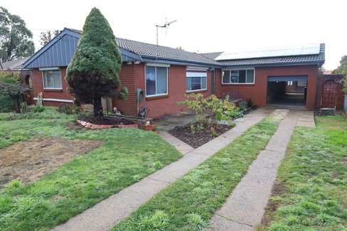 25 Lawson Crescent, ORANGE NSW 2800