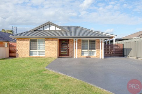 25 Lycett Close, METFORD NSW 2323