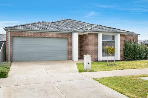 25 O'Callaghan Parade, LUCAS VIC 3350