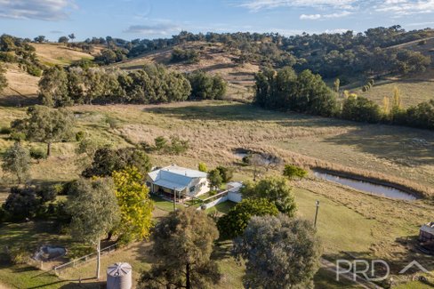 25 Old Gundagai Road, ADELONG NSW 2729