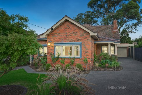 25 Outlook Drive Camberwell 3124