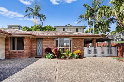 2/5 Seabrae Court, POTTSVILLE NSW 2489