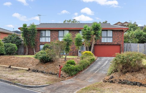 25 Shadowplay Road Mooroolbark 3138