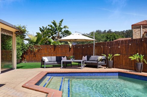 25 Sharscay Close, Burleigh Heads QLD 4220