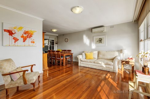 2/5 Stornoway Road Camberwell 3124