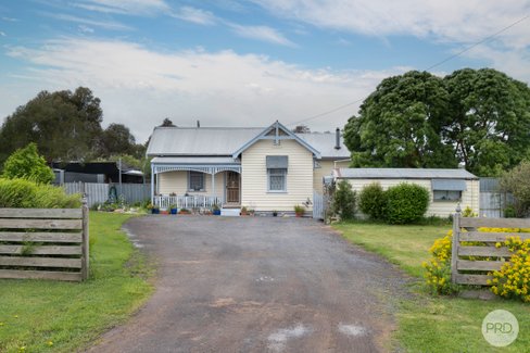 25 Suburban Street, CLUNES VIC 3370