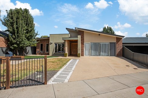 25 Swanson Boulevard, STRATHFIELDSAYE VIC 3551