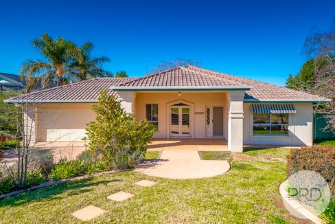 25 Tamar Drive, TATTON NSW 2650