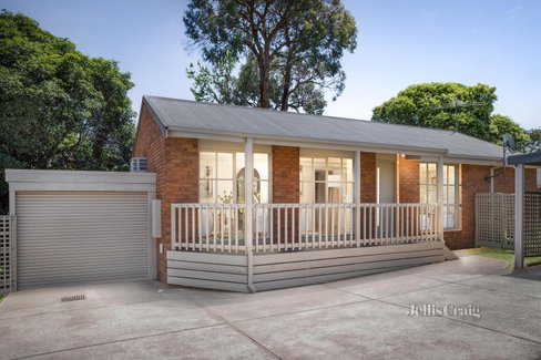 2 5 The Crest Watsonia North 3087