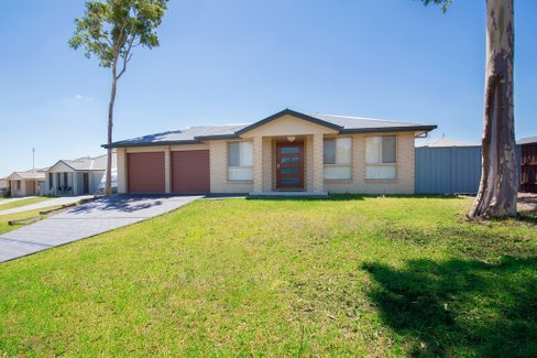 25 Upington Drive, EAST MAITLAND NSW 2323