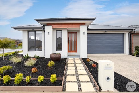25 Walters Way, ALFREDTON VIC 3350