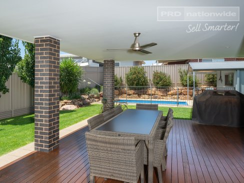 25 Watson Boulevard, LLOYD NSW 2650