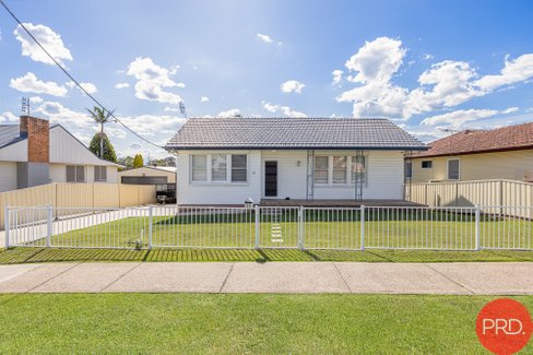 25 Wollombi Road, RUTHERFORD NSW 2320