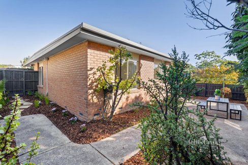 2 50 Betula Avenue Vermont 3133