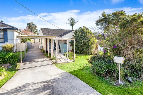 251 Northcliffe Drive, BERKELEY NSW 2506