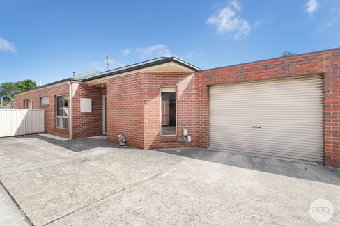 2/510 Ascot Street South, REDAN VIC 3350