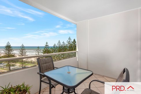 25/100 The Esplanade, BURLEIGH HEADS QLD 4220