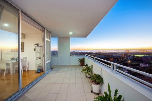 25/2-4 Gubbuteh Ave, LITTLE BAY NSW 2036