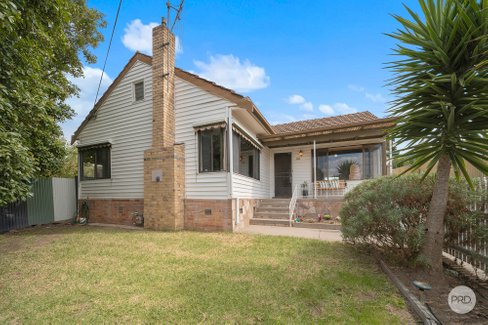 253 Eaglehawk Road, LONG GULLY VIC 3550