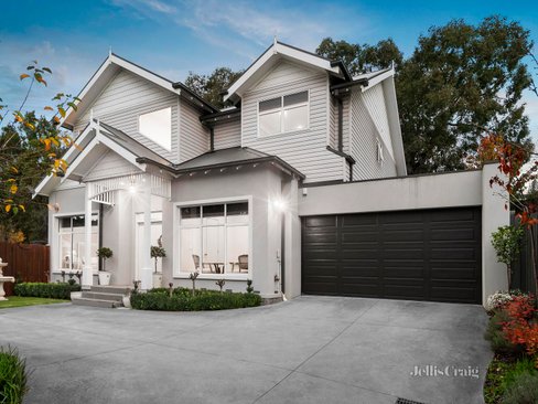 2 54 Henry Street Eltham 3095